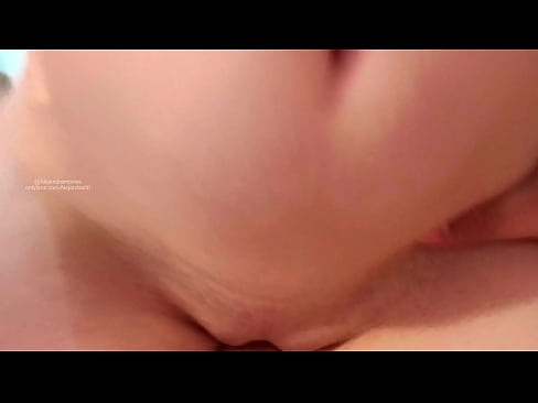 ❤️ Ablamın odasında uyuyorum ve ben böyle uyandım ❌ Anal video bize %tr.comicsporn.ru ❤